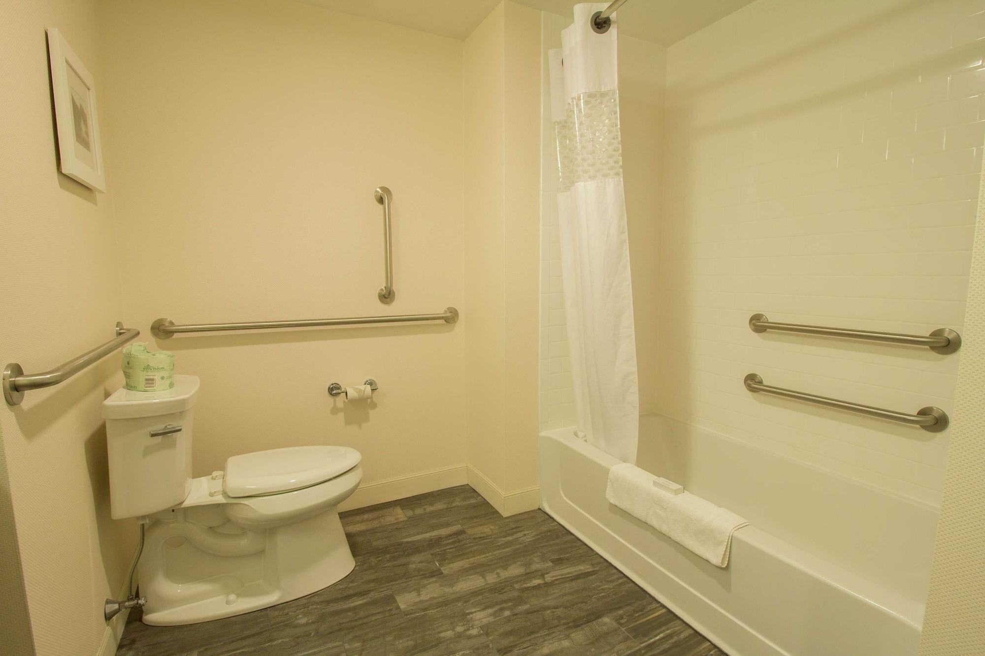 Hampton Inn&Suites Cazenovia, NY Esterno foto