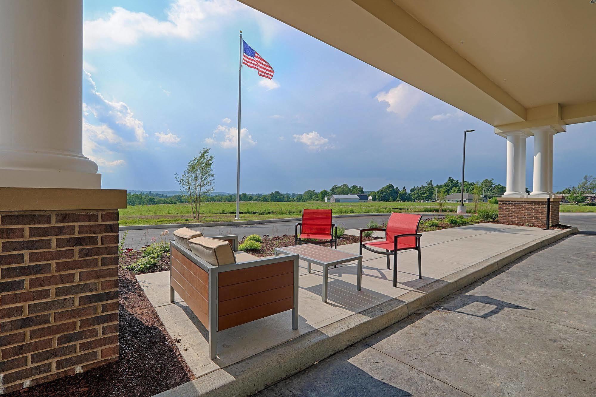 Hampton Inn&Suites Cazenovia, NY Esterno foto