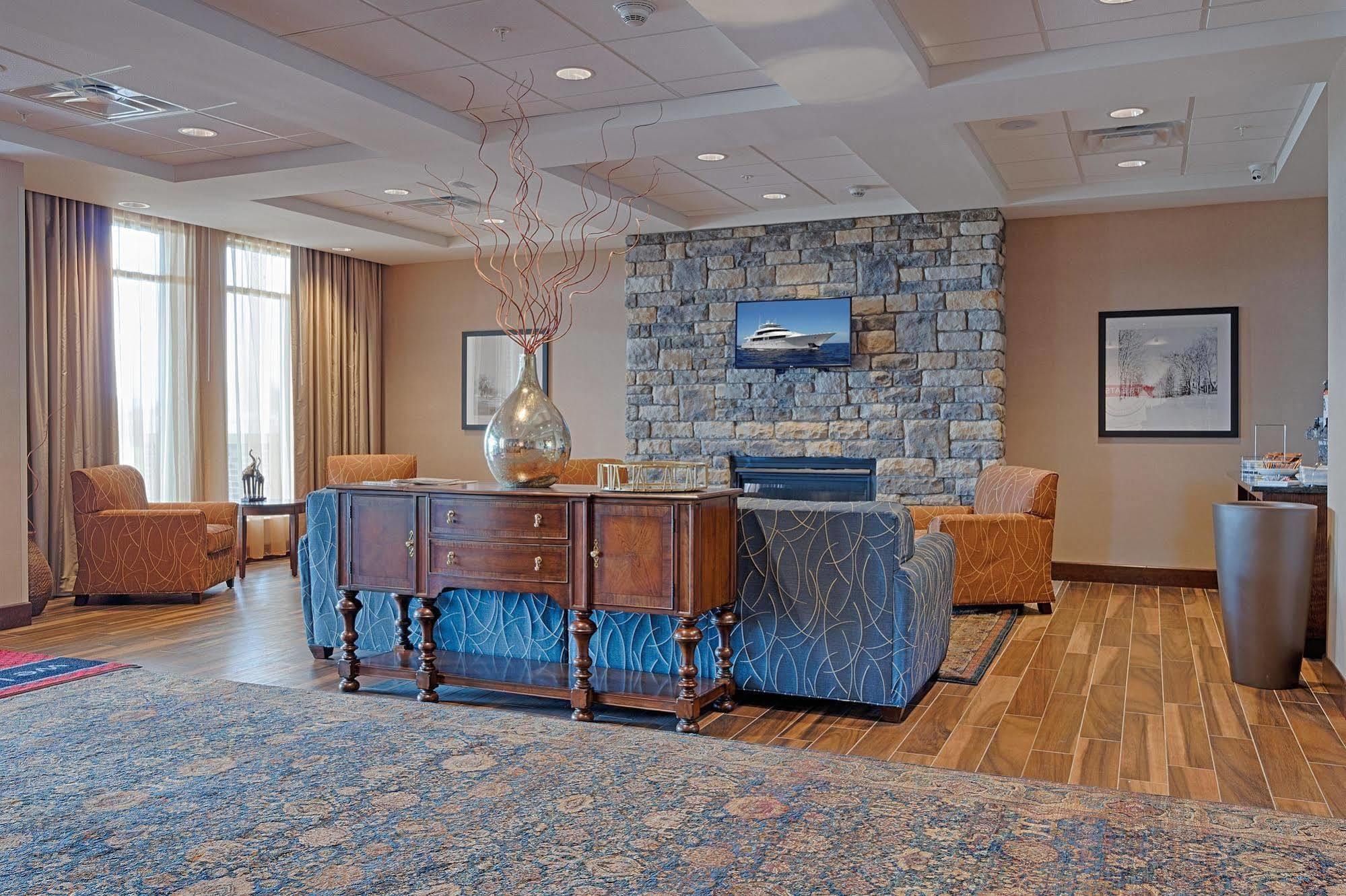 Hampton Inn&Suites Cazenovia, NY Esterno foto